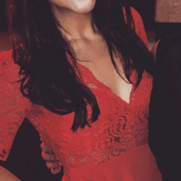 Red Zara open back lace dress - Picture 4 of 4